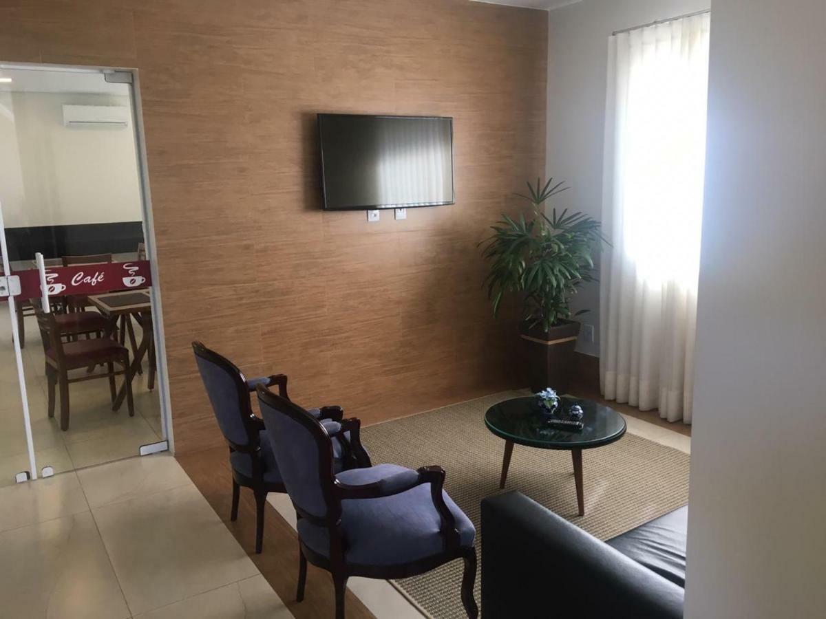 Hotel Hospeda Marília Eksteriør billede