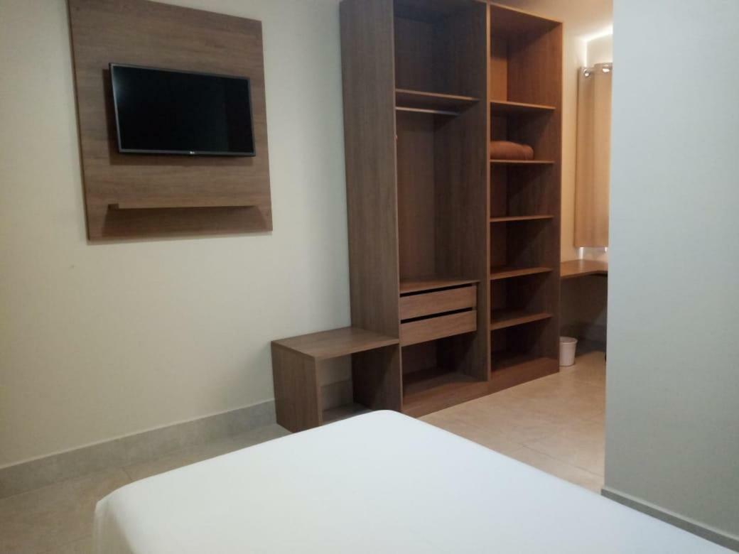 Hotel Hospeda Marília Eksteriør billede